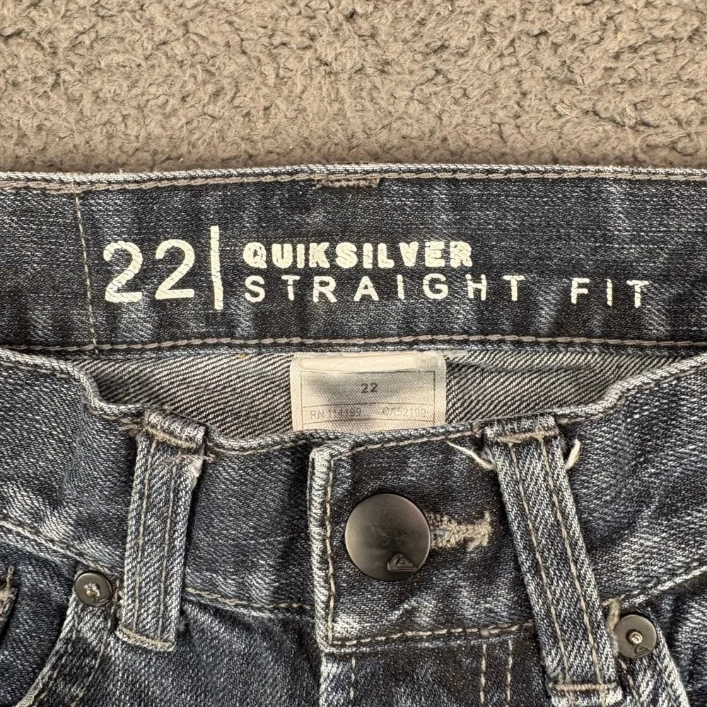 Quiksilver Boys 22 Straight‎ Fit Denim Jeans Distressed Blue Cotton